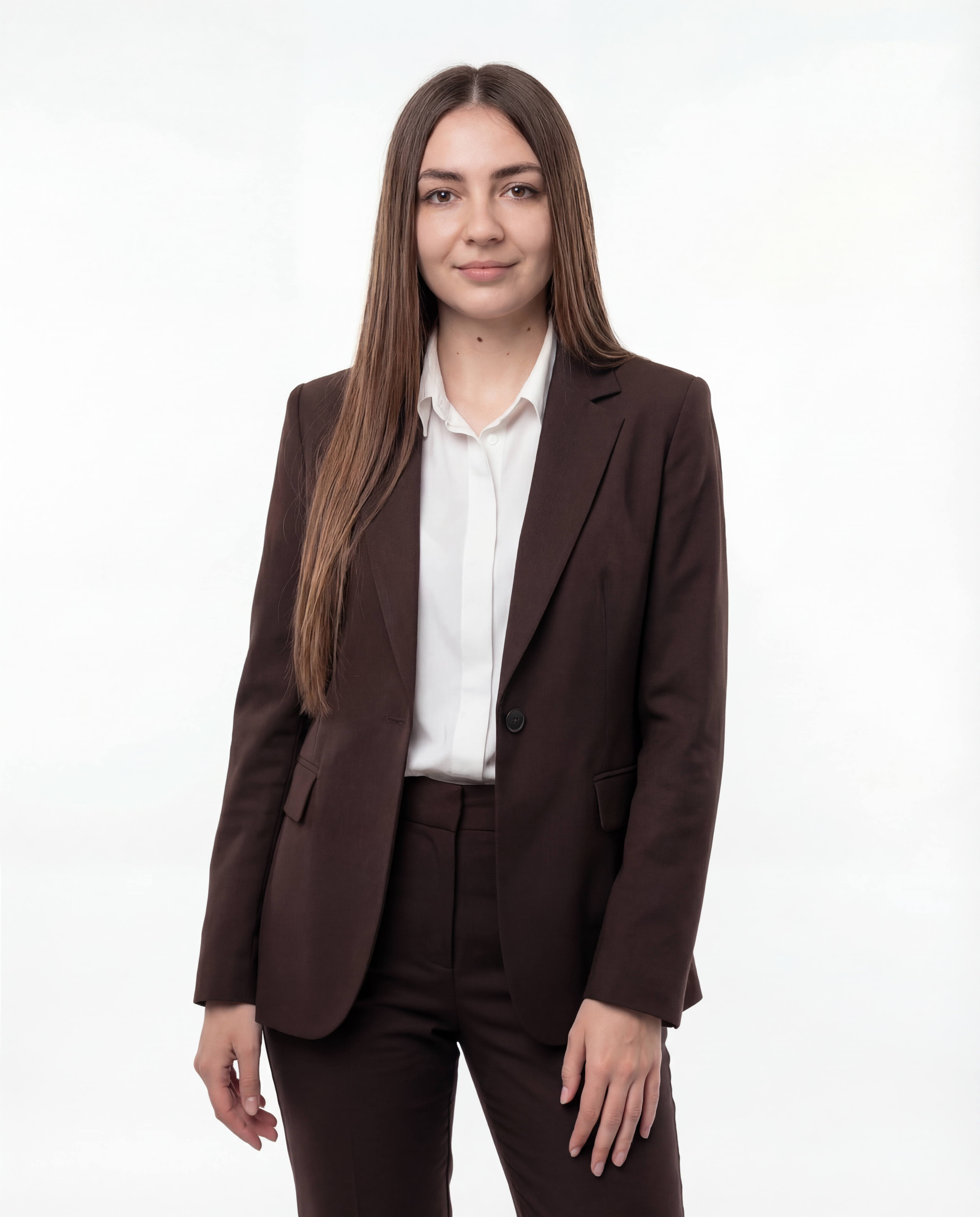 Veranika Hrazheuskaya — Associate | REVERA